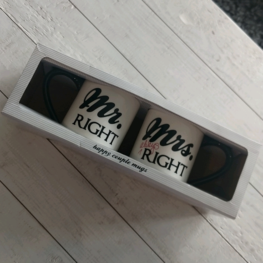 Mr. & Mrs. Mug set